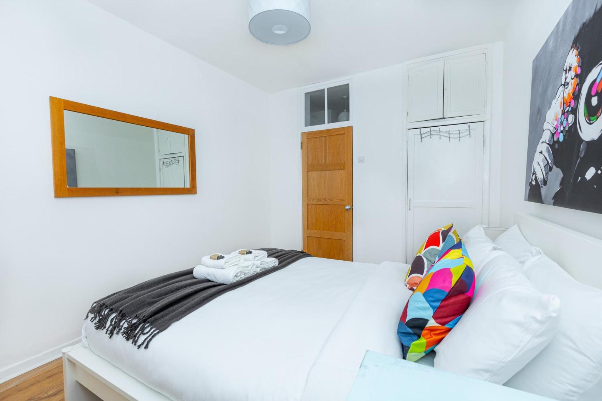 Bright Modern 1 Bedroom Flat, 5 Min To Vauxhall St Лондон Екстериор снимка
