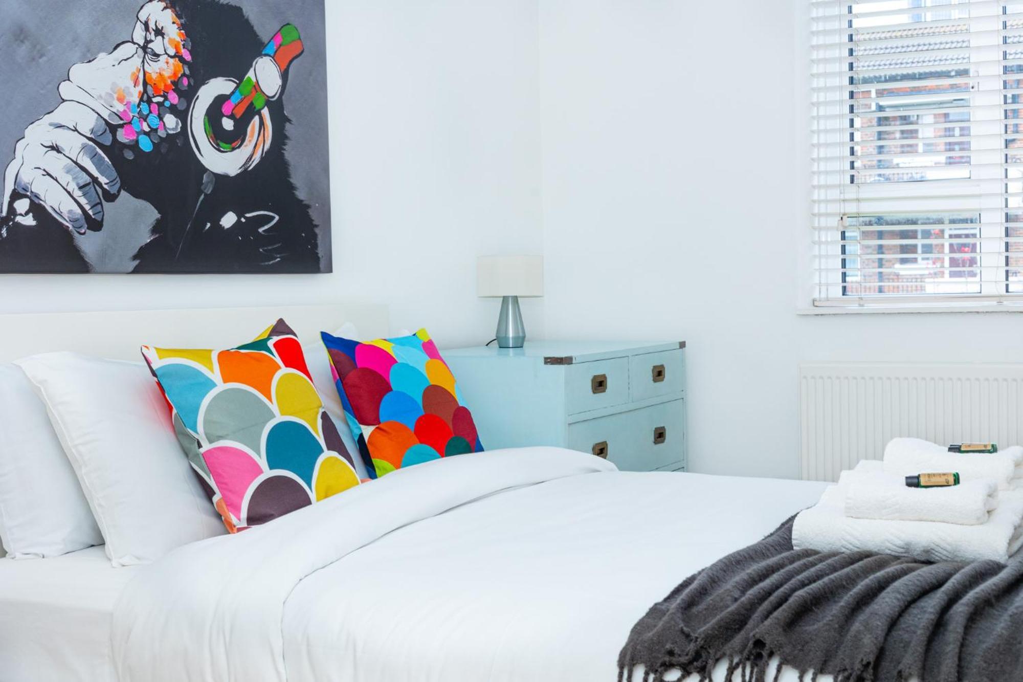 Bright Modern 1 Bedroom Flat, 5 Min To Vauxhall St Лондон Екстериор снимка