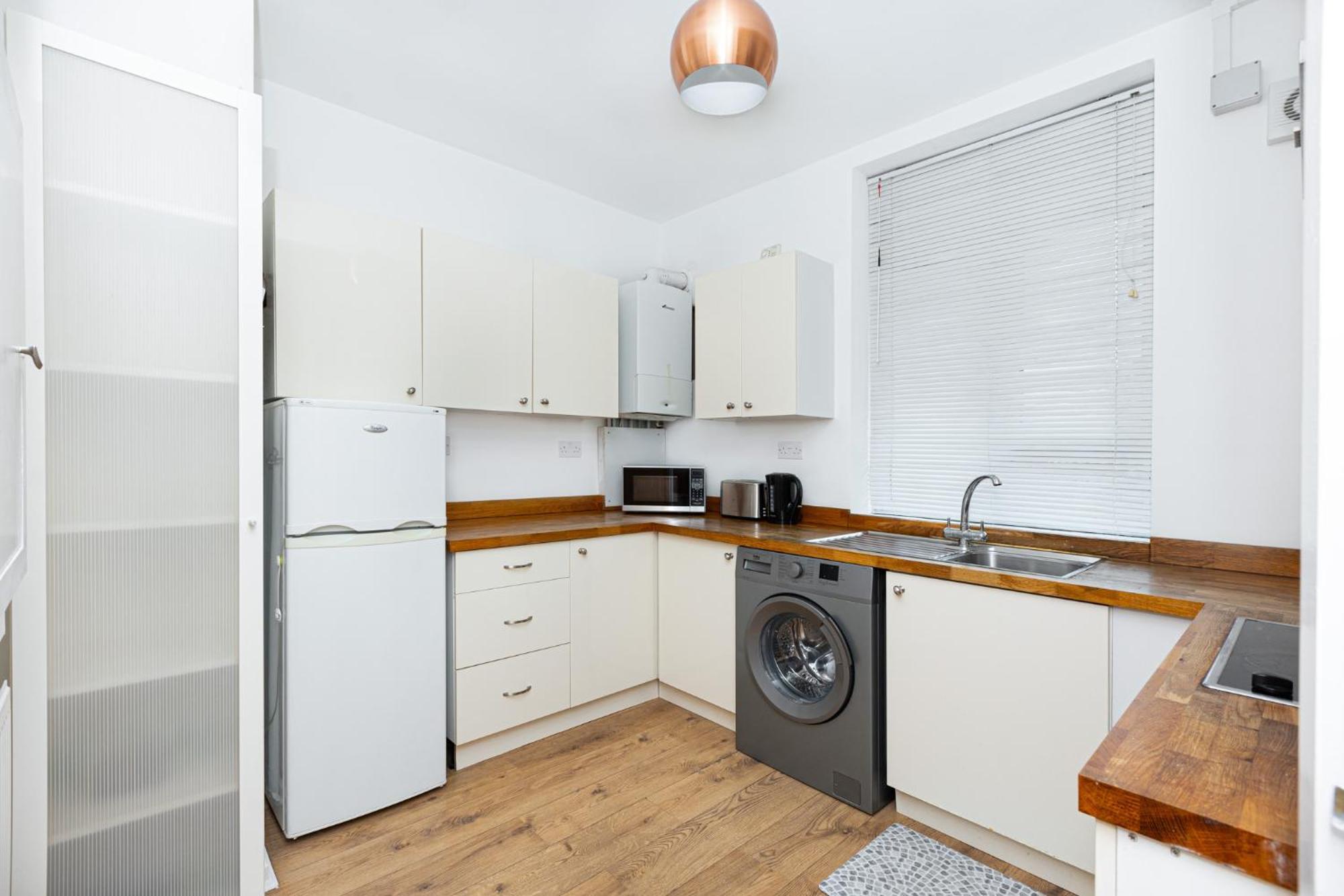 Bright Modern 1 Bedroom Flat, 5 Min To Vauxhall St Лондон Екстериор снимка