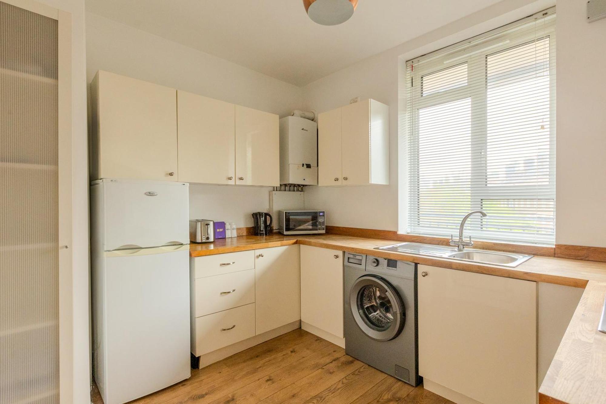 Bright Modern 1 Bedroom Flat, 5 Min To Vauxhall St Лондон Екстериор снимка